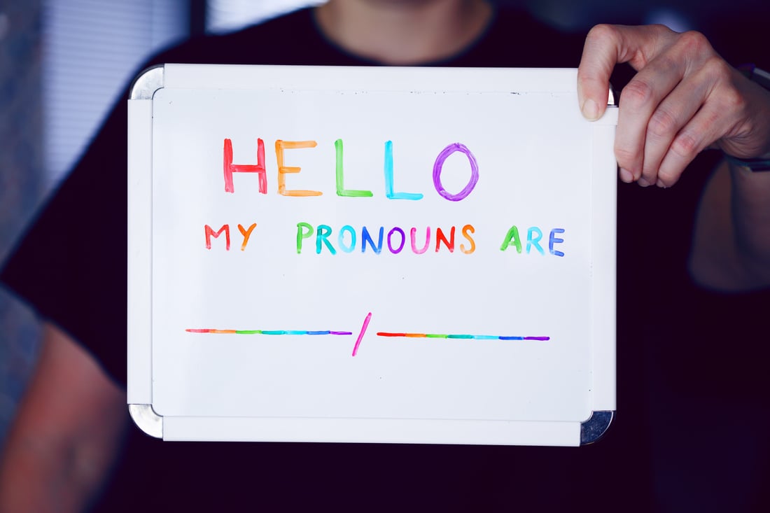 gender pronoun badges